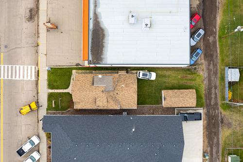 5028 50 Avenue, Lamont, AB 