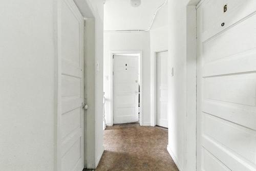 10260  95 St, Edmonton, AB - Indoor Photo Showing Other Room