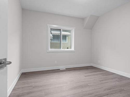 12007  106 Street, Edmonton, AB - Indoor Photo Showing Other Room