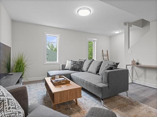 12007  106 Street, Edmonton, AB - Indoor Photo Showing Living Room