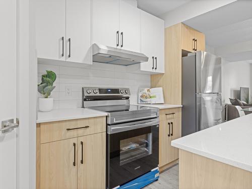 12007  106 Street, Edmonton, AB - Indoor Photo Showing Kitchen