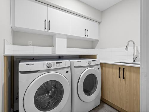 12007  106 Street, Edmonton, AB - Indoor Photo Showing Laundry Room