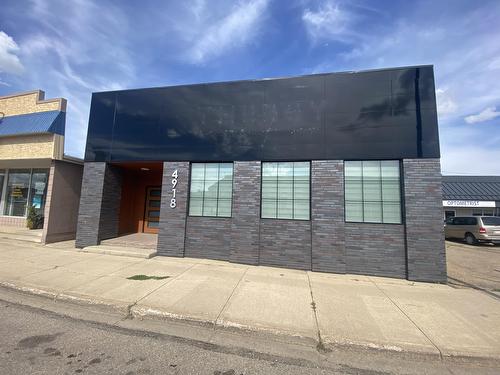 4918  50 Avenue, Vegreville, AB 