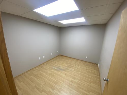 4918  50 Avenue, Vegreville, AB 