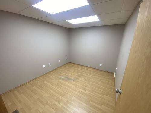 4918  50 Avenue, Vegreville, AB 