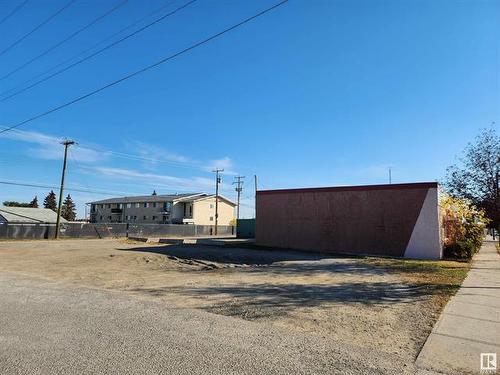 5212  52 Avenue, Drayton Valley, AB 