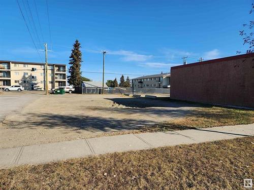 5212  52 Avenue, Drayton Valley, AB 