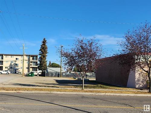 5212  52 Avenue, Drayton Valley, AB 