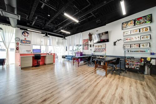 6958  76 Avenue, Edmonton, AB 