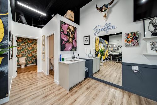 6958  76 Avenue, Edmonton, AB 