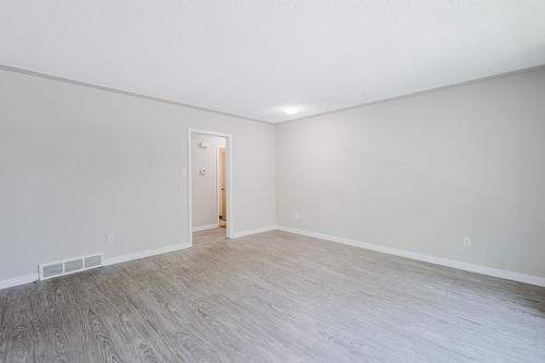 8504  98 Street, Edmonton, AB - Indoor Photo Showing Other Room