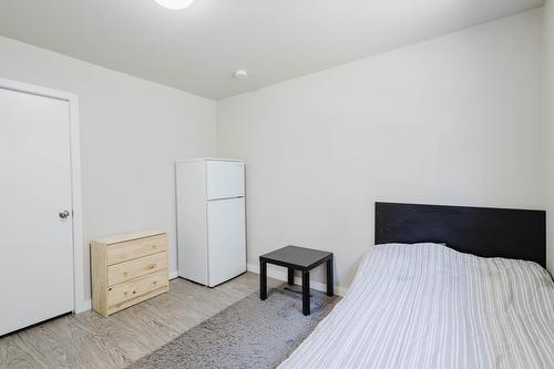8504  98 Street, Edmonton, AB - Indoor Photo Showing Bedroom