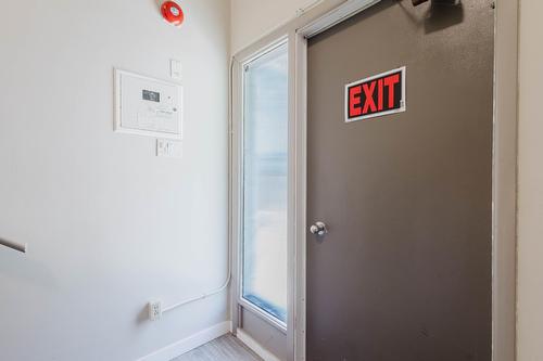 8504  98 Street, Edmonton, AB - Indoor