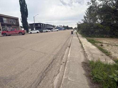 5121  50 Avenue, Entwistle, AB 