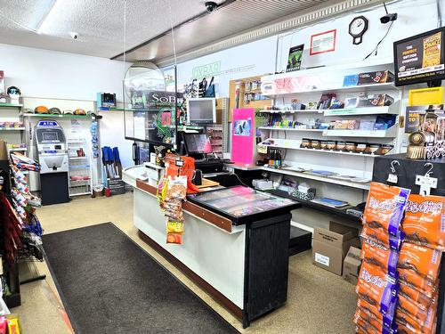 5003  50 St., Lougheed, AB 