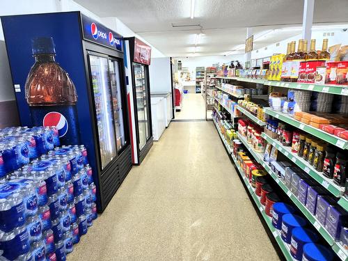 5003  50 St., Lougheed, AB 