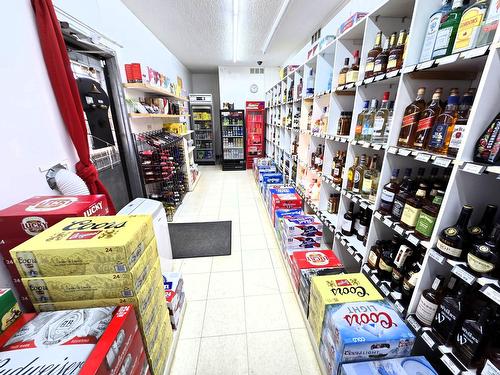 5003  50 St., Lougheed, AB 