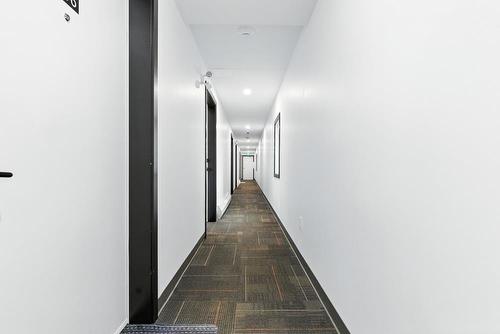 9517  103 Ave Nw, Edmonton, AB - Indoor Photo Showing Other Room