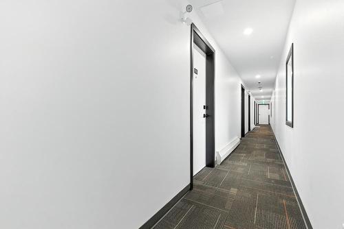 9517  103 Ave Nw, Edmonton, AB - Indoor Photo Showing Other Room