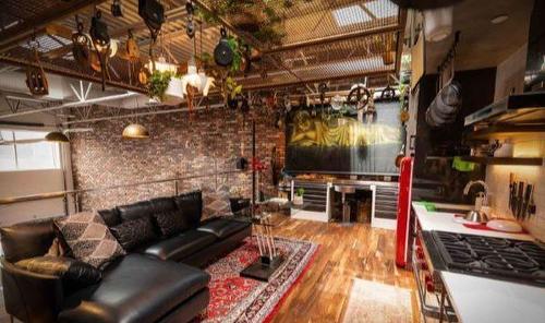 13005  93 Avenue, Edmonton, AB 