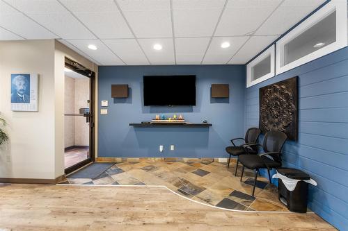 10041  81 Ave Nw, Edmonton, AB 