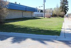 5136  50 Street  Mundare, AB T0B 3H0