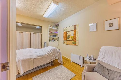 9865  85 Avenue, Edmonton, AB 