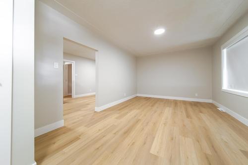 6418  132 Avenue, Edmonton, AB - Indoor Photo Showing Other Room