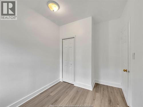 1046 Albert Road, Windsor, ON - Indoor Photo Showing Other Room
