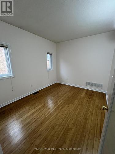 9 Denim Drive, Brampton, ON - Indoor Photo Showing Other Room