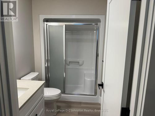 Three Piece Ensuite Bathroom - 2 - 242 South Rankin Street, Saugeen Shores, ON - Indoor Photo Showing Bathroom