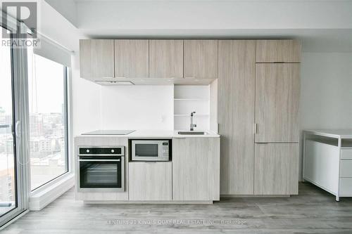 1809 - 77 Shuter Street, Toronto, ON - Indoor