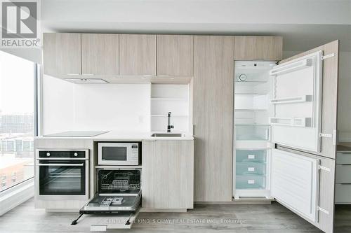 1809 - 77 Shuter Street, Toronto, ON - Indoor Photo Showing Kitchen