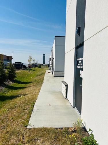 369  Parsons Rd, Edmonton, AB 