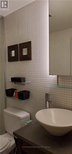 1602 - 8 Colborne Street N, Toronto, ON - Indoor Photo Showing Bathroom