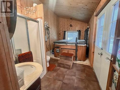 1257 Riverview Rd, Serpent River, ON - Indoor Photo Showing Bathroom
