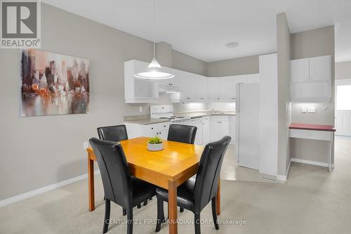 45 - 1555 Highbury Avenue N, London East (East A), ON - Indoor Photo Showing Dining Room