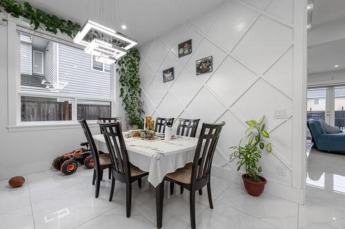 13306 90 Avenue, Surrey, BC - Indoor Photo Showing Dining Room