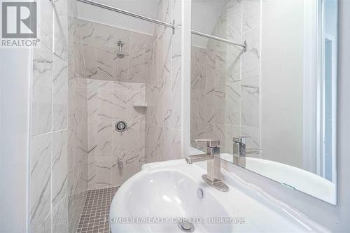 104 Benson Avenue, Toronto, ON - Indoor Photo Showing Bathroom