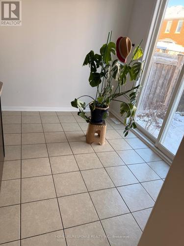 1059 Savoline Boulevard, Milton, ON - Indoor Photo Showing Other Room