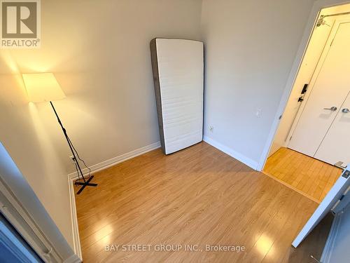 3101 - 21 Carlton Street, Toronto, ON - Indoor Photo Showing Other Room