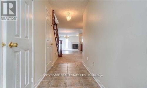 Upper - 5227 Tresca Trail, Mississauga, ON - Indoor Photo Showing Other Room