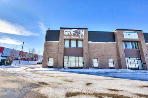 Façade - 624 Boul. Industriel, Saint-Eustache, QC 