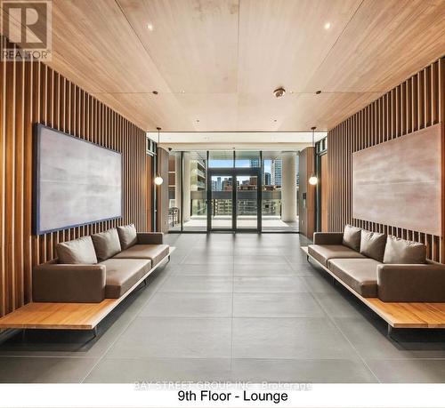 3310 - 55 Charles Street E, Toronto, ON - Indoor