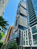 3310 - 55 CHARLES STREET E  Toronto, ON M4Y 0J1