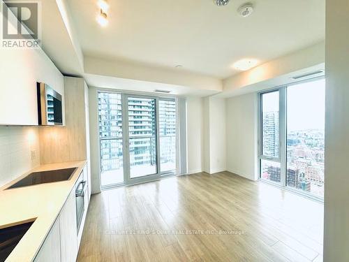 3512 - 8 Widmer Street, Toronto, ON - Indoor