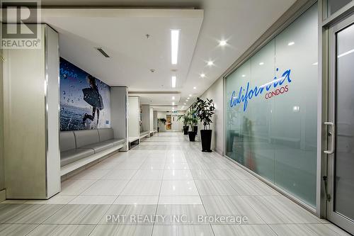 1625 - 165 Legion Road N, Toronto, ON - Indoor Photo Showing Other Room