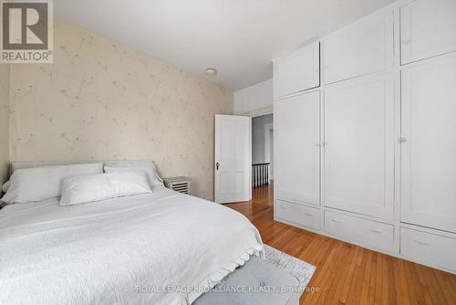 209 Centre Street N, Greater Napanee (Greater Napanee), ON - Indoor Photo Showing Bedroom