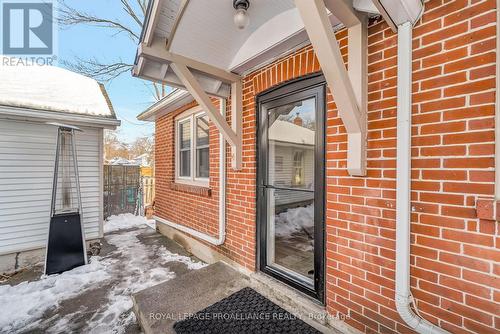 209 Centre Street N, Greater Napanee (Greater Napanee), ON - Outdoor With Exterior