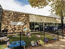 9928  81 Avenue  Edmonton, AB T6E 1W6